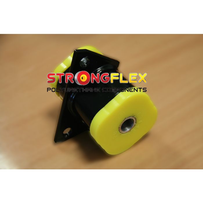 031466A: Rear axle mounting bush SPORT