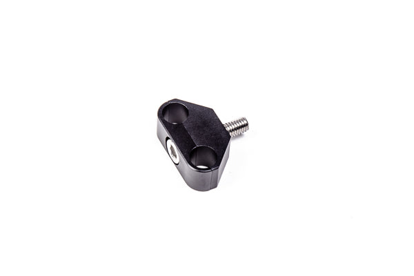 Abrazadera separadora de mangueras de 2 vías Radium Engineering