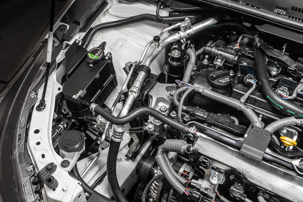 Radium Engineering Toyota GR Corolla Coolant Swirl Pot Kit – otra vista