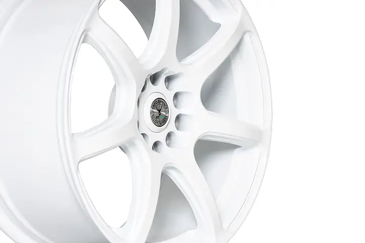 59°North Wheels D-009 8,5x18" ET38 5x114,3/5x120 full gloss white