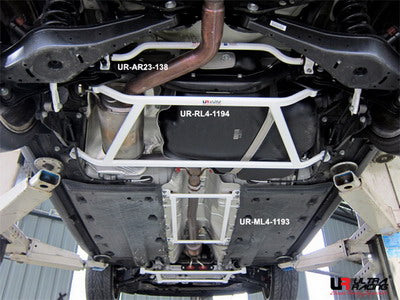 Barra estabilizadora trasera 23 mm Ultra Racing para VW Golf 5/6 GTI /Scirocco/Passat CC