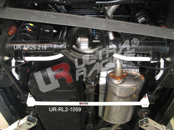 Barra estabilizadora trasera 25 mm Ultra Racing para SsangYong Rexton / Action Sport