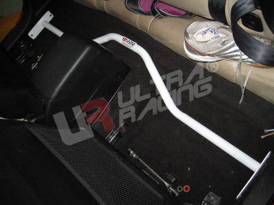 Room Bar Ultra Racing para Hyundai Coupe 03-08