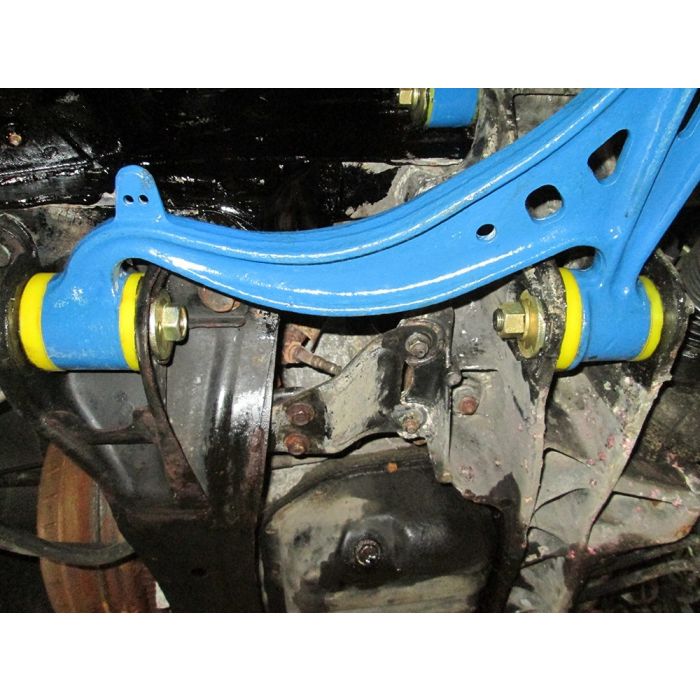 216180B: Suspension bushing kit