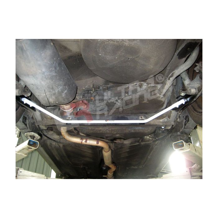 Ultra Racing 16mm Rear Anti-Roll Bar for VW Golf I