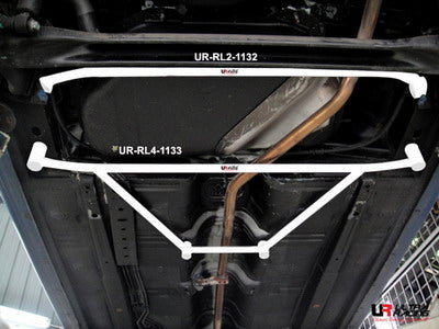 Refuerzo de subchasis trasero 1133 Ultra Racing para Hyundai i10
