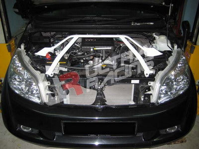 Barra de torretas delantera superior Ultra Racing para Daihatsu Terios 5 plazas 06+