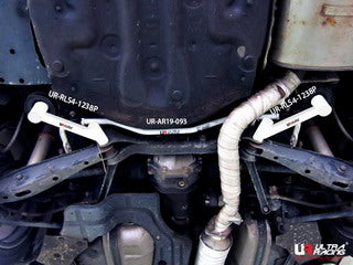 Refuerzos inferiores traseros 1238 Ultra Racing para Lexus IS200/RS200