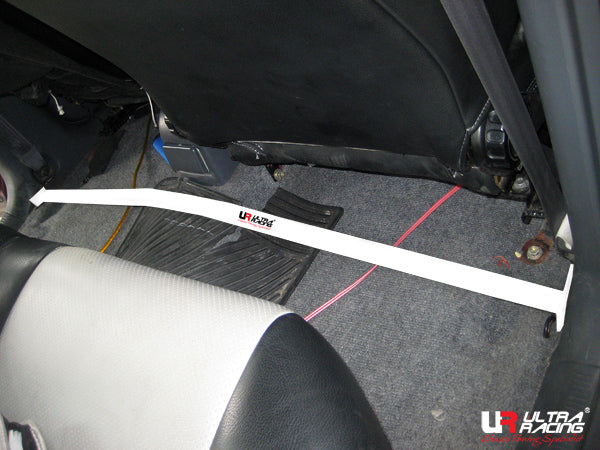 Room Bar Ultra Racing para Toyota RAV4 95-00