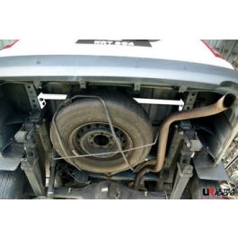 Rear Torsion Bar Ultra Racing for Toyota Hiace/H200 04+