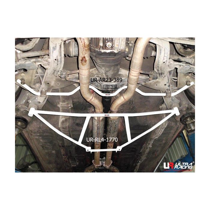 Ultra Racing 23mm Rear Anti-Roll Bar for Nissan 300ZX Z32 90-97