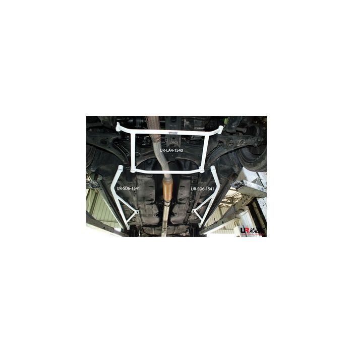 Ultra Racing Front H-Brace for Toyota Carina II 87-92 2.0