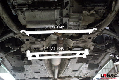 Barra en H delantera Ultra Racing para Peugeot 407 04-10 2.0