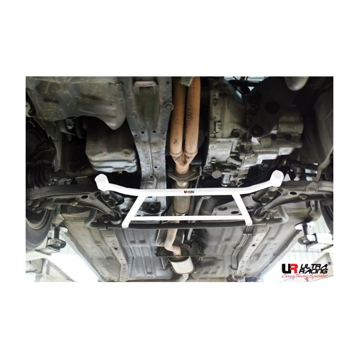 Ultra Racing Front Lower Bar for Nissan Bluebird 83-90 U11 1.8