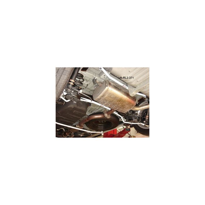 Toyota Previa 06+ 2.4/3.5 371 Ultra Racing Rear Lower Strut Bar