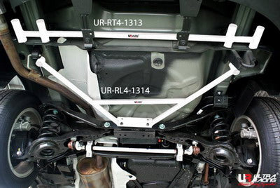Barra inferior trasera 1314 Ultra Racing para Mazda 3 BL 09+