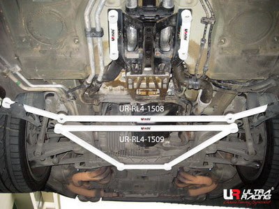 Barra inferior trasera 1509 Ultra Racing para Porsche 911 997 05-12 3.6