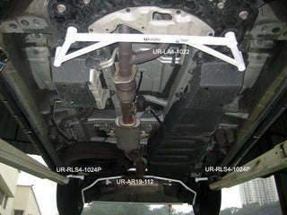 Barras laterales traseras Ultra Racing para Toyota Previa 06+ 2.4/3.5