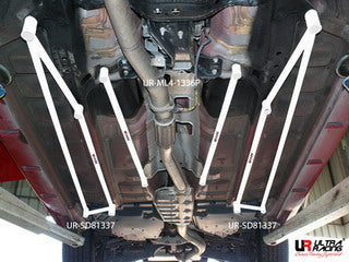 Barras laterales Ultra Racing para Subaru Impreza 08+ GR +STI