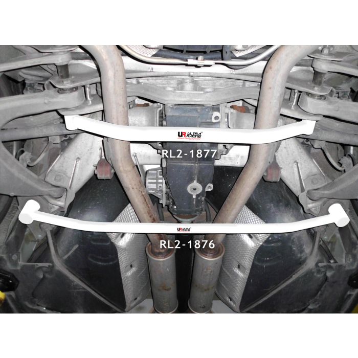 Audi S8 06-10 D3 Ultra Racing 1877 Rear Lower Tie Bar