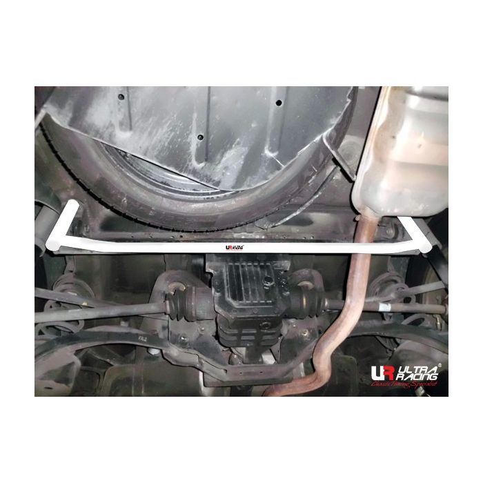 Ultra Racing 1895 rear lower bar for Hyundai Santa Fe SM 01-06
