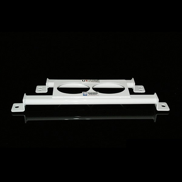 Barra inferior delantera Ultra Racing para Jaguar XJL 5.0 12+