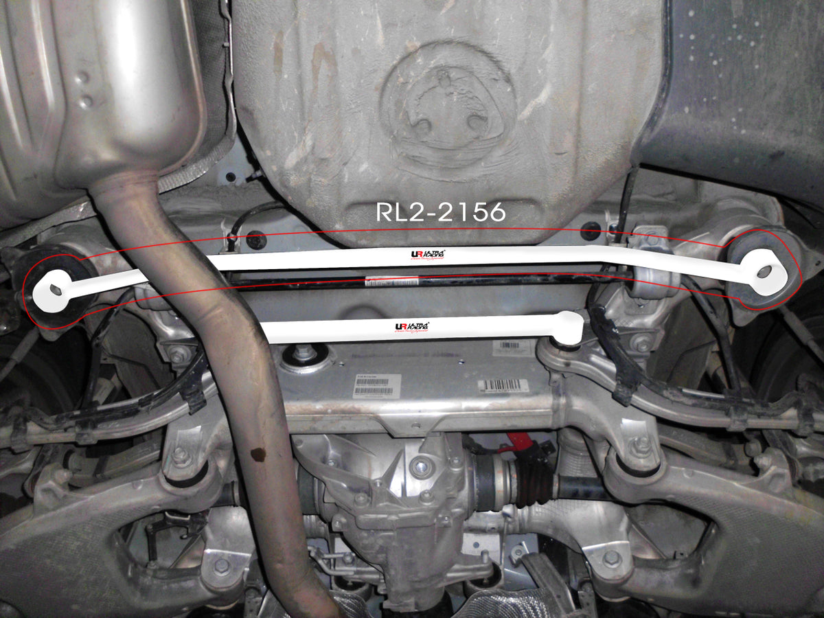 Barra inferior trasera 2156 Ultra Racing para BMW 528i F10 10+
