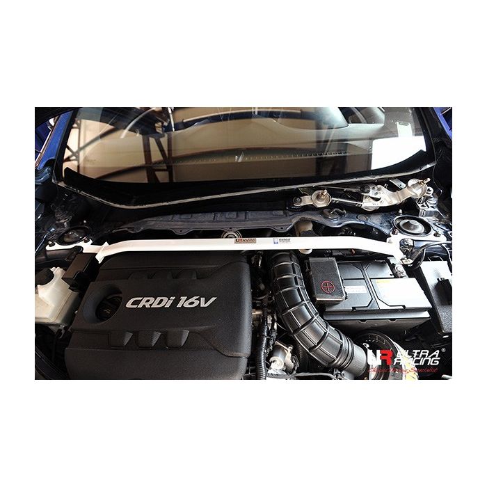 Ultra Racing Front Upper Strut Bar for Hyundai i30 1.6D 12-17