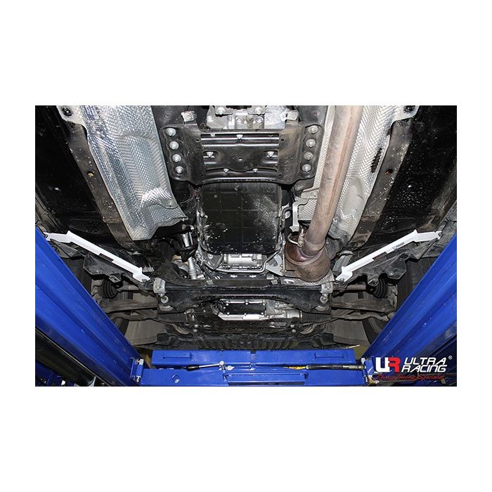 Ultra Racing front lower brace for Mercedes GLK 08-15