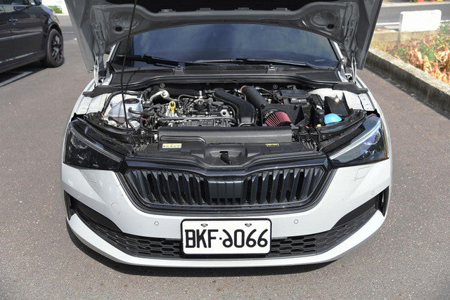 Kit de admisión con filtro de aire MST Performance para Volkswagen VW Golf MK7 1.5 TSI