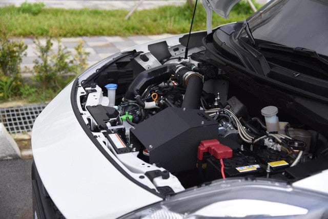 Kit de admisión con filtro de aire MST Performance para Suzuki Swift MK5 1.4T Sport versión Euro