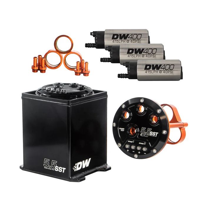 Depósito de compensación DeatschWerks de 5,5 L con 3 bombas de combustible DW400