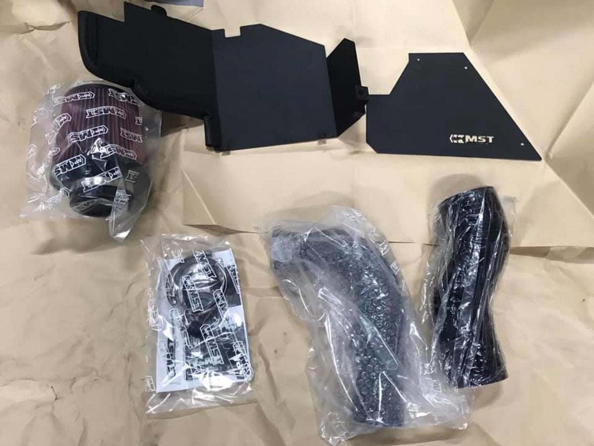 Kit de admisión con filtro de aire MST Performance para Subaru Forester 2.0 XT AWD
