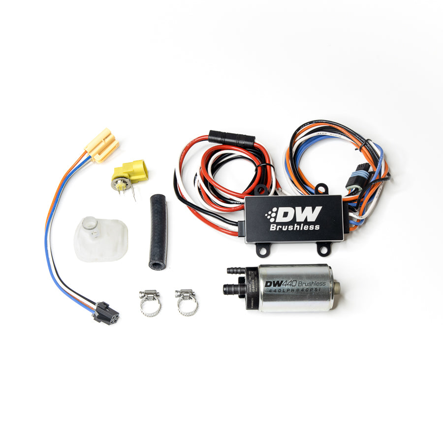 Bomba de combustible DeatschWerks 415 lph con controlador para Ford Mustang GT 2005-10