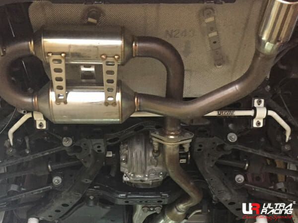 Barra estabilizadora trasera 16 mm Ultra Racing para Mazda MX5 ND 15+