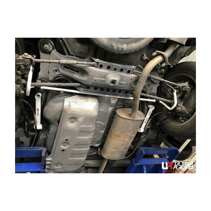 Ultra Racing 19mm Rear Anti-roll Bar for Toyota Harrier (XU30) 2.4 2WD 04-09