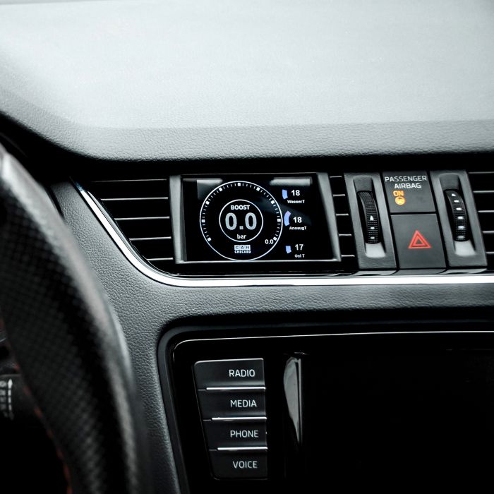 CANchecked MFD32 GEN2 multifunction display for SKODA Octavia 5E