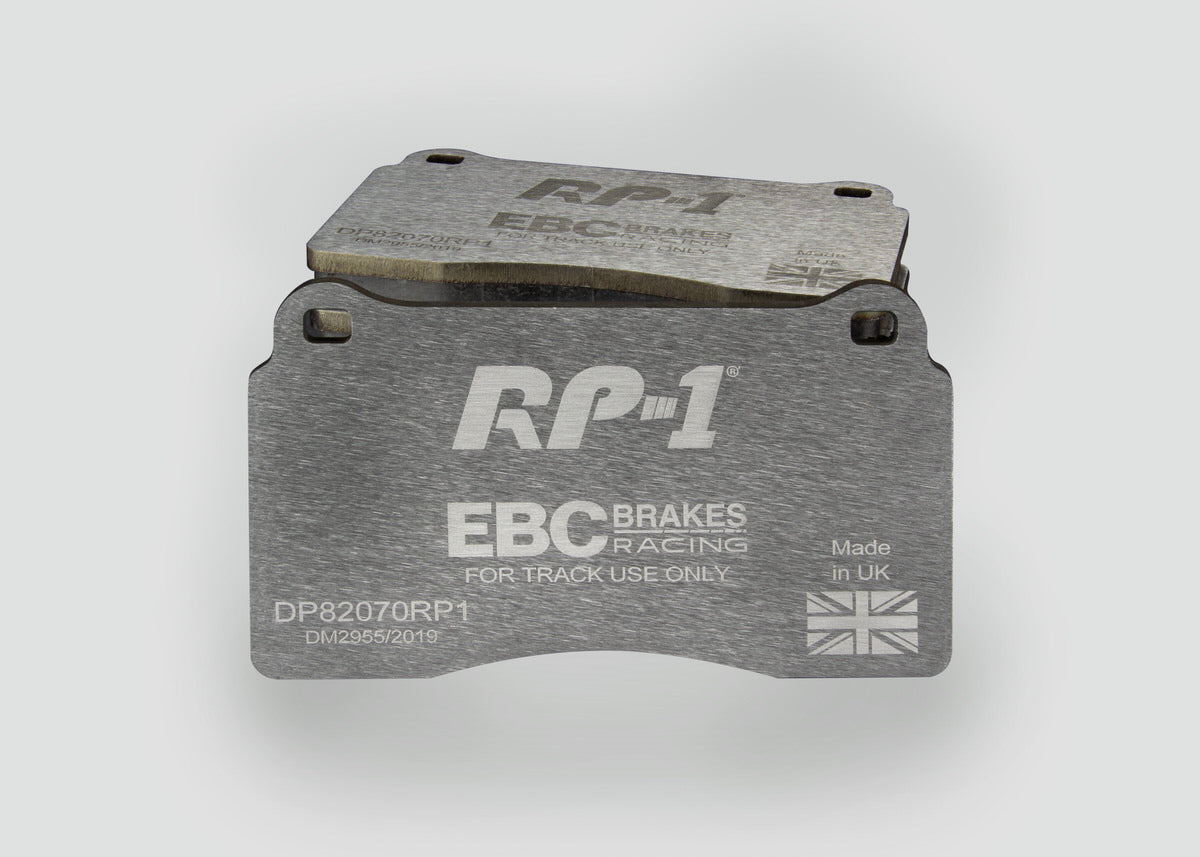 Pastillas de freno de competición DP82070RP1 RP-1 Racing EBC Brakes para AC MK VI Aston Martin DB9 Vantage Audi RS3 8P TTRS quattro 8J TTRS quattro Plus 8J BMW ALPINA B10 E39 CUPRA Leon FERRARI 612 Renault Seat Leon 5F Chevrolet Camaro 5th Gen