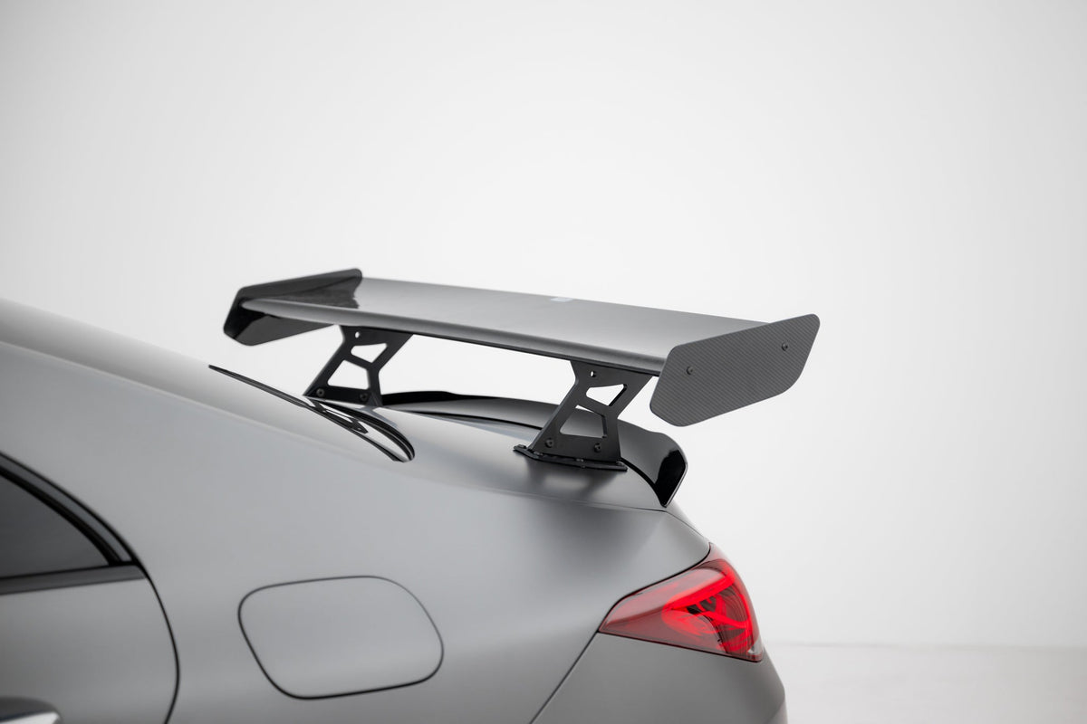 Alerón de carbono con soportes internos + LED para Mercedes-Benz CLA Coupe C118 / C118 Facelift