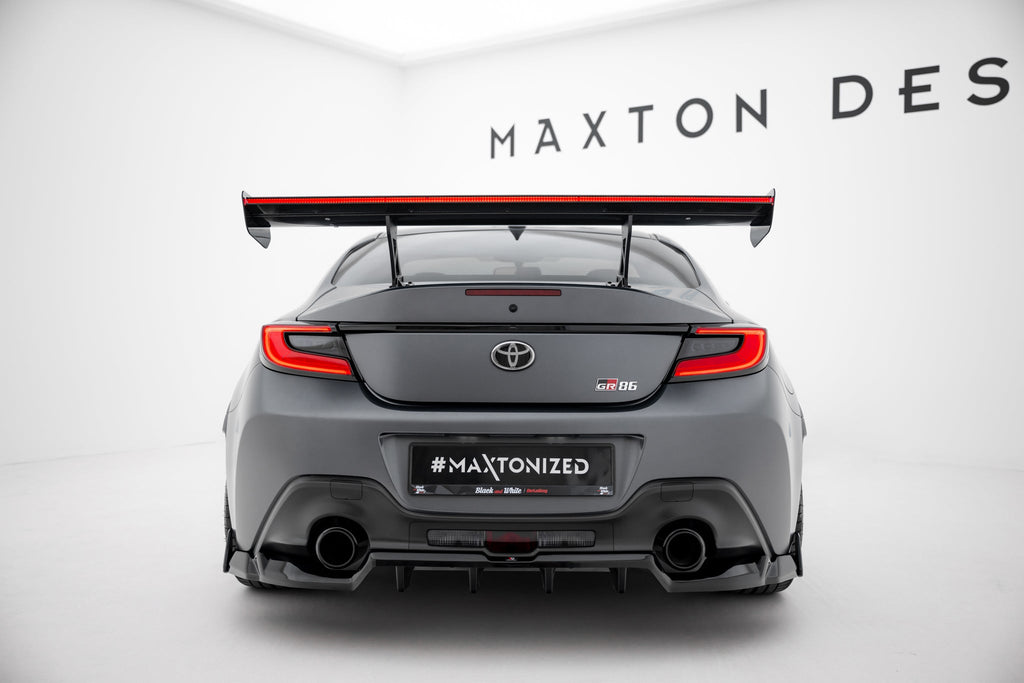 Alerón de carbono con soportes internos + LED para Toyota GR86 / Subaru BRZ Mk2