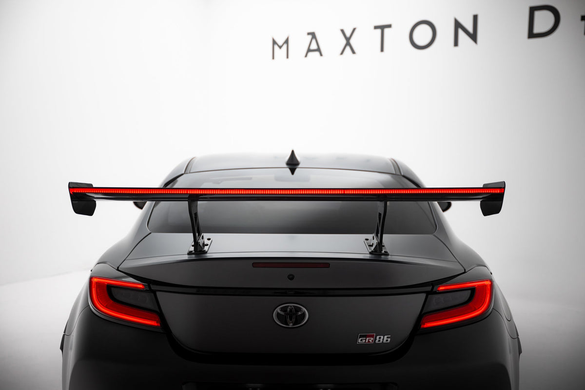 Alerón de carbono con soportes internos + LED para Toyota GR86 / Subaru BRZ Mk2
