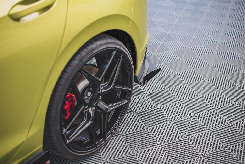 Splitters laterales traseros Street Pro + flaps para Volkswagen Golf GTI Clubsport Mk8