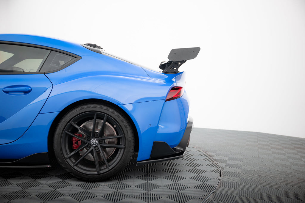 Alerón de carbono con soportes externos para Toyota Supra Mk5
