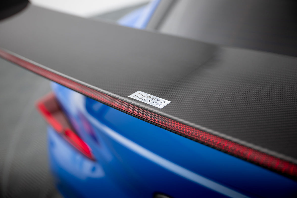 Alerón de carbono con soportes externos + LED para Toyota Supra Mk5