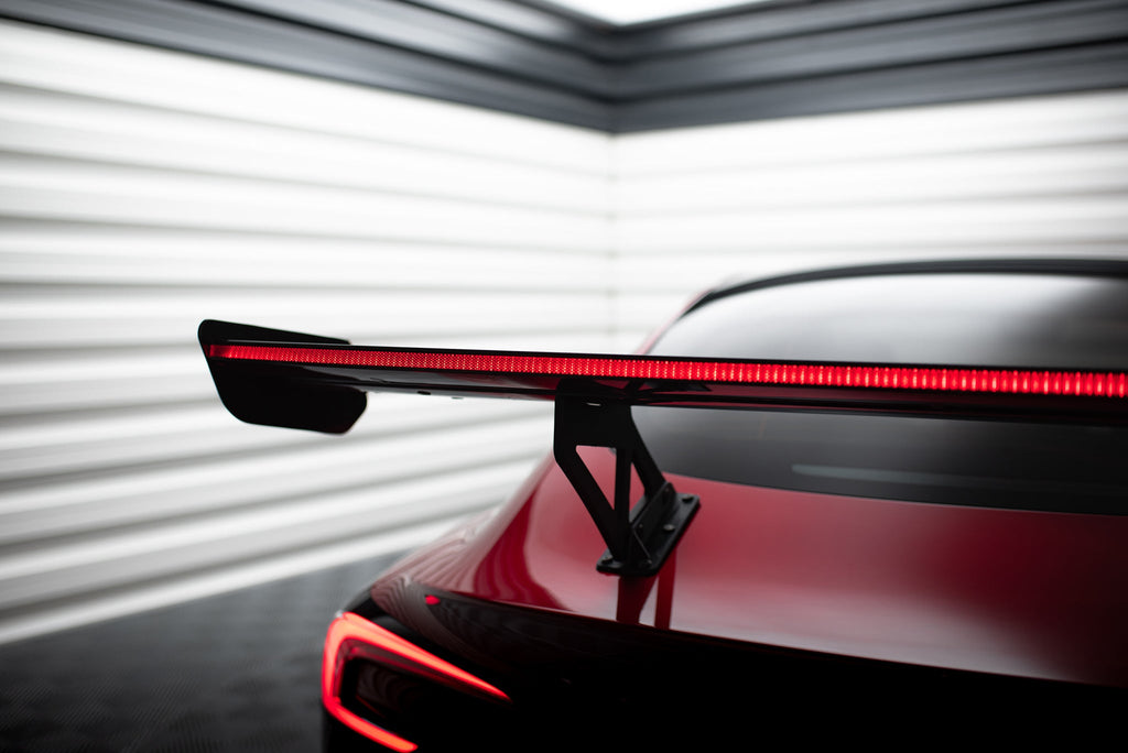 Alerón de carbono + LED para Tesla Model 3