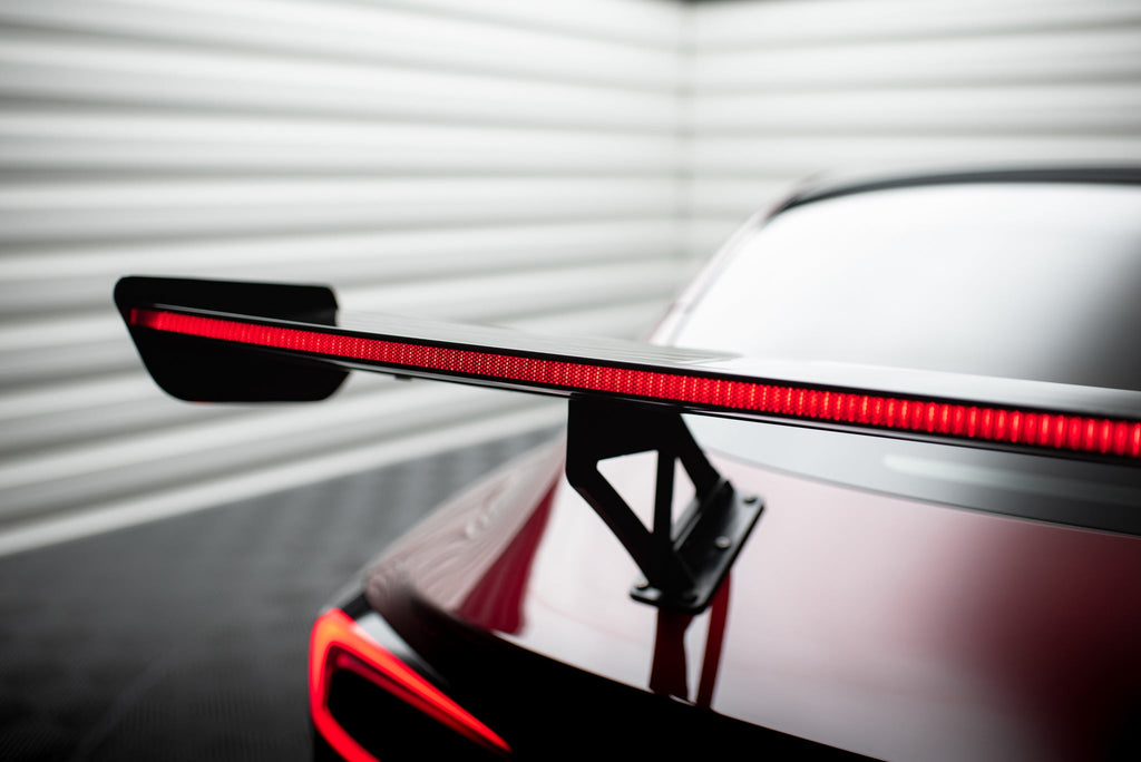 Alerón de carbono + LED para Tesla Model 3