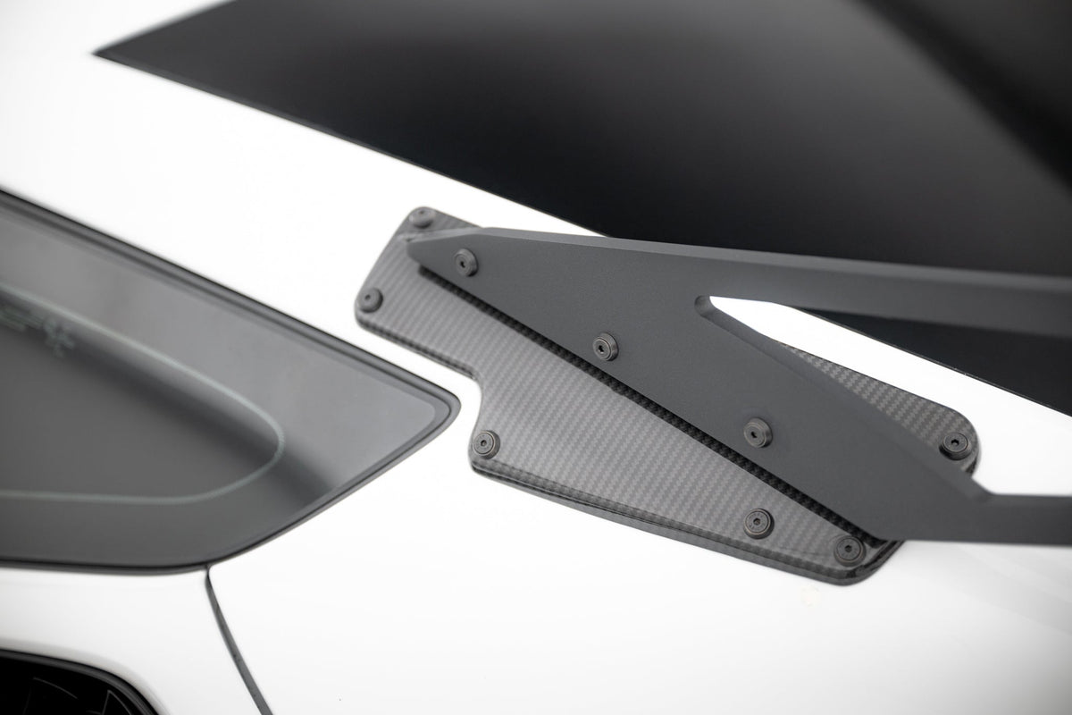 Alerón de carbono con soportes cuello de cisne para Chevrolet Corvette Stingray / Grand Sport C7