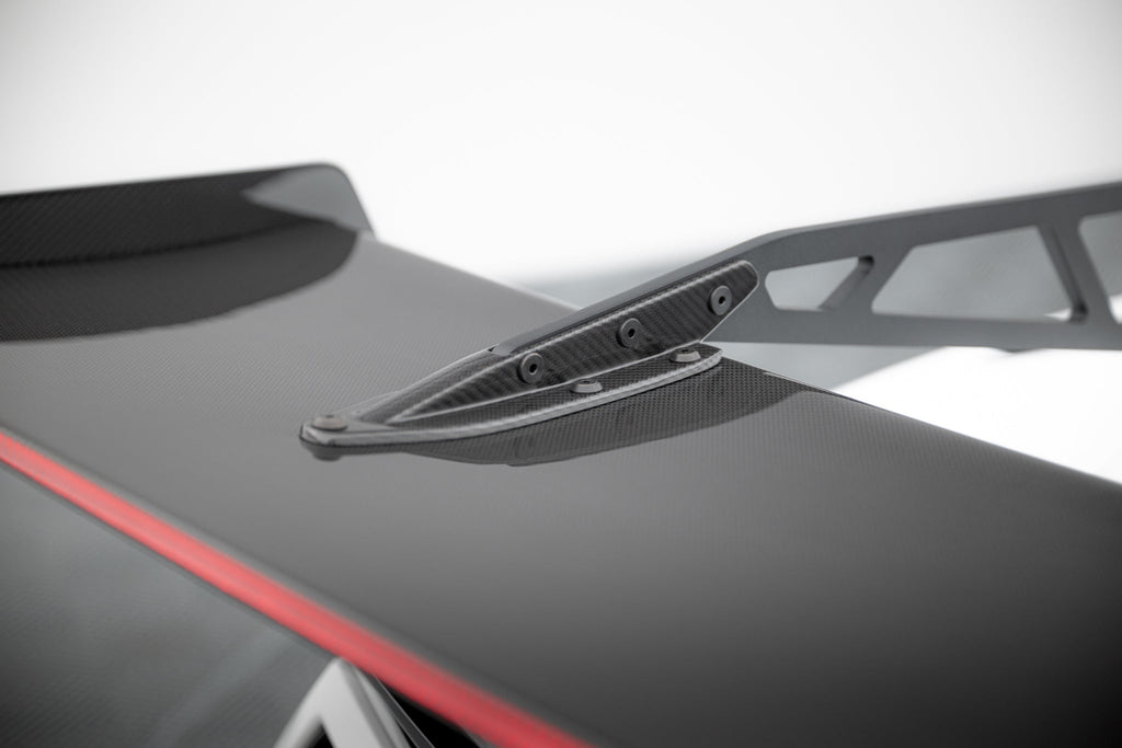 Alerón de carbono con soportes cuello de cisne + LED para Chevrolet Corvette Stingray / Grand Sport C7