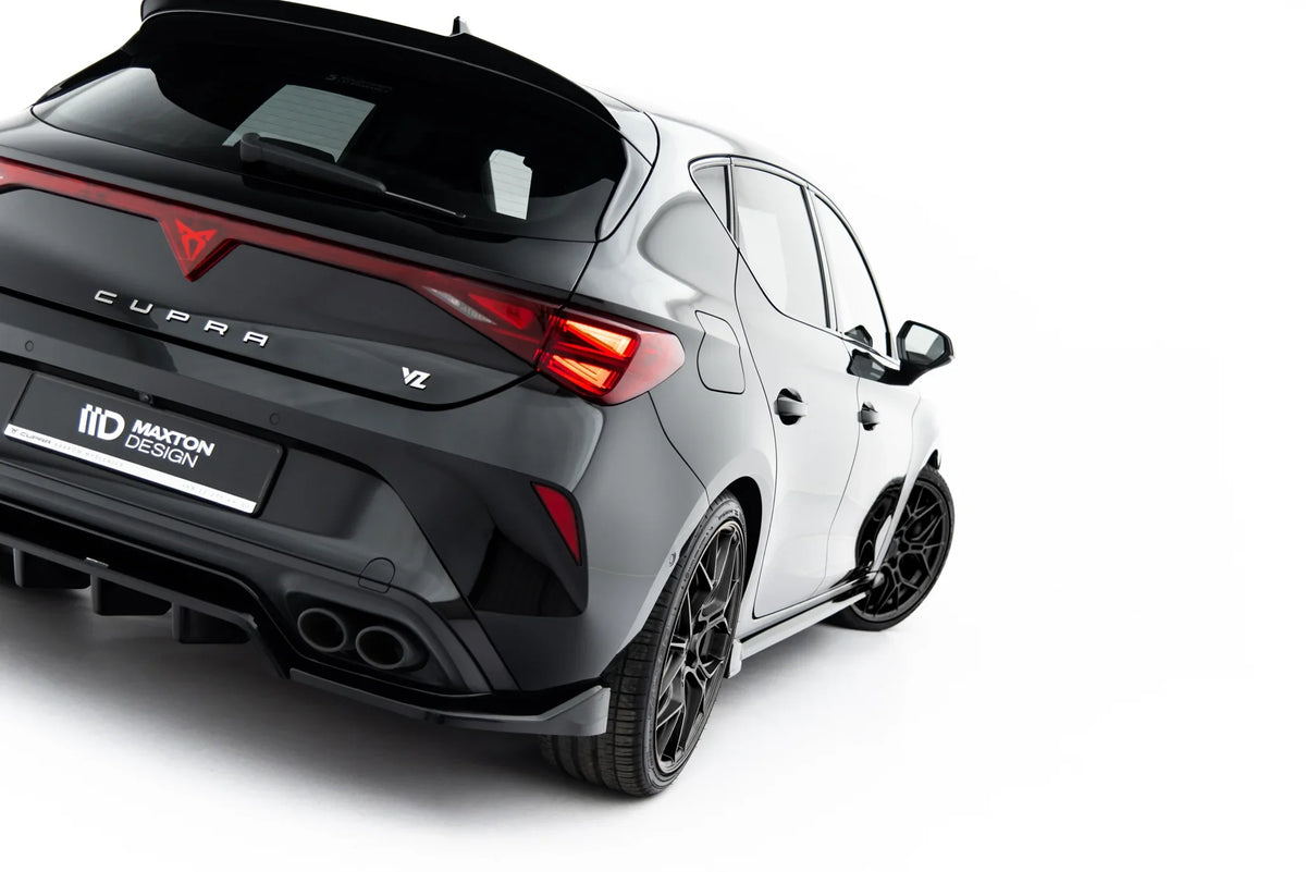 Splitter trasero (con barras verticales) V.1 para Cupra Leon Hatchback Mk1 Facelift