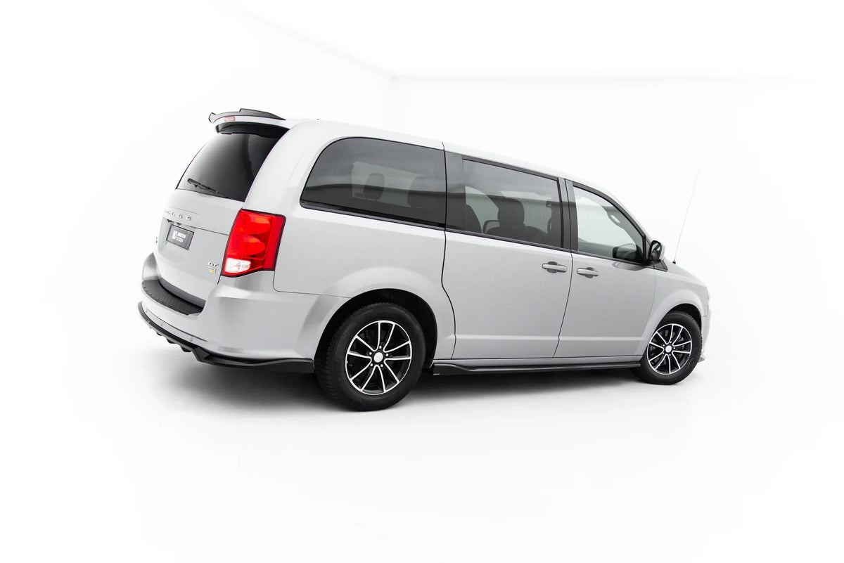 Difusores de taloneras para Dodge Grand Caravan Mk5 Facelift